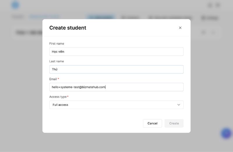 Hộp thoại Create student trên Systeme.io: nhập tên, email và chọn quyền truy cập khoá học